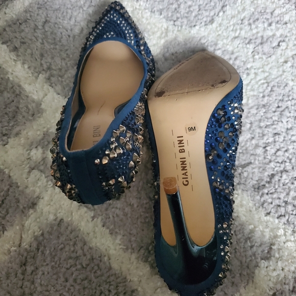 Gianni Bini rhinestone heels size 9 - Picture 8 of 9